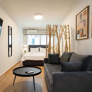 https://city-vibes-apartment-thessaloniki.hotels-of-thessaloniki.com