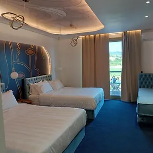 Hotel Greek House